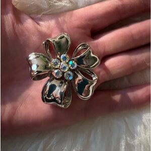 Vintage Silvertone Floral Pin Brooch Rhinestones